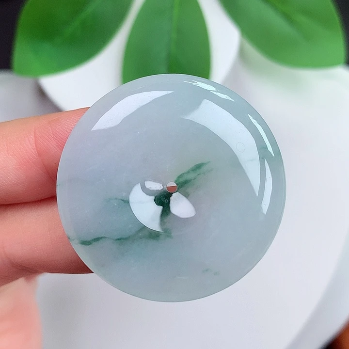 颈饰未镶嵌翡翠平安扣 35.4x6.2mm