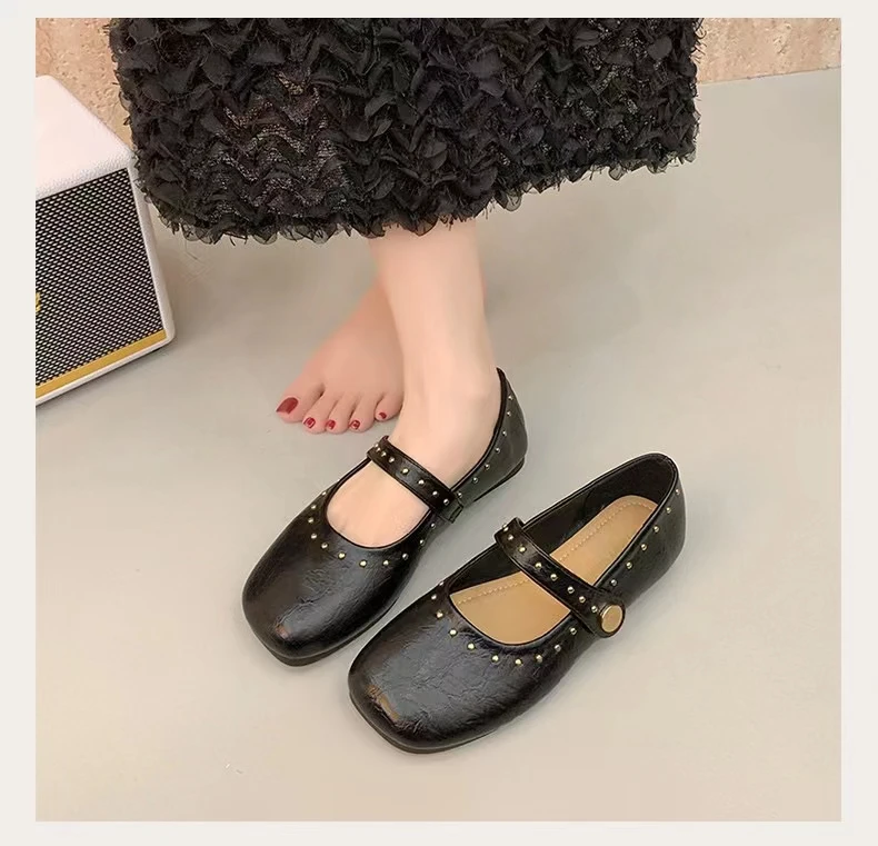 2025年新款时尚气质百搭春夏季法式平底浅口英伦风女士皮鞋