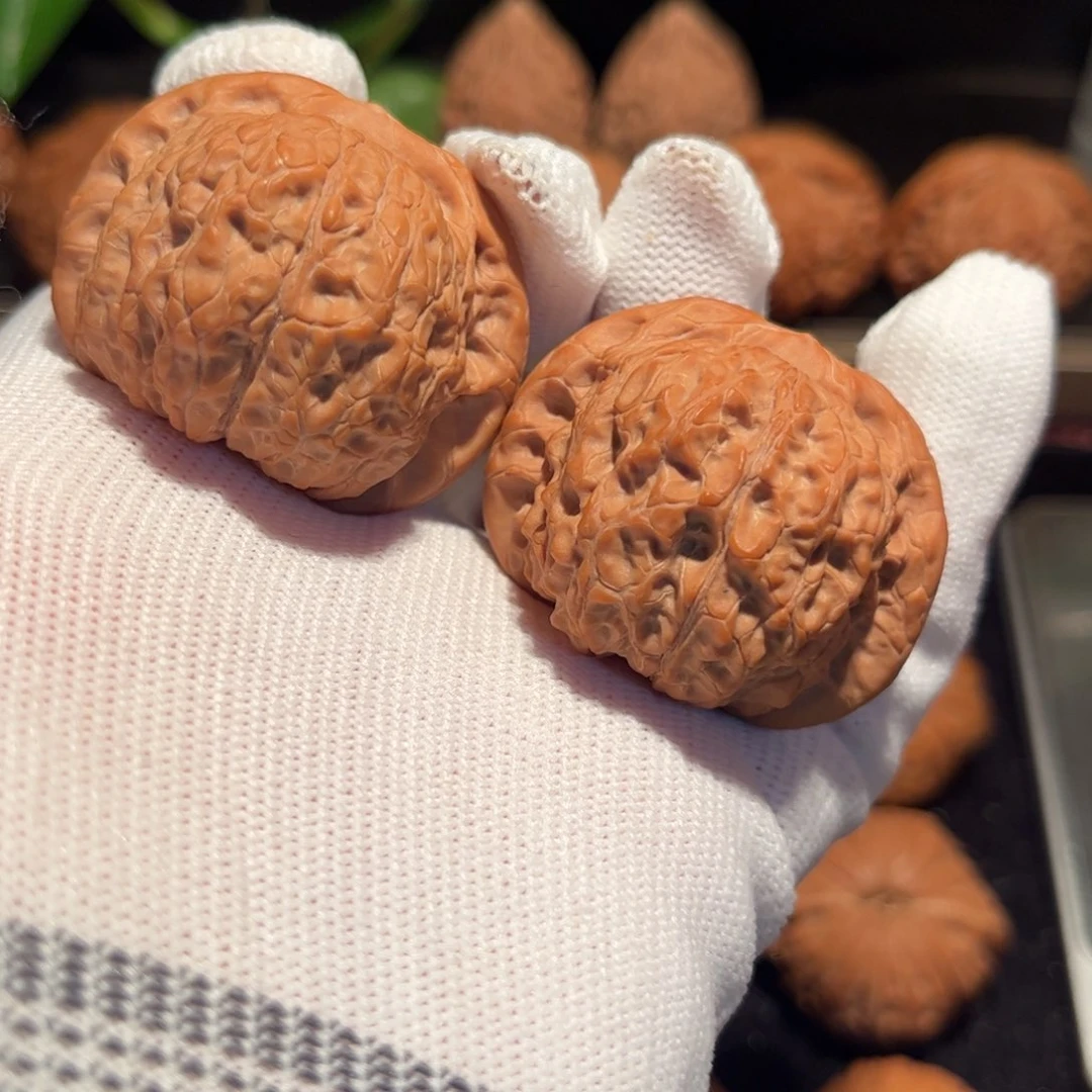 【闪购商品】文玩核桃吊坠血麒麟