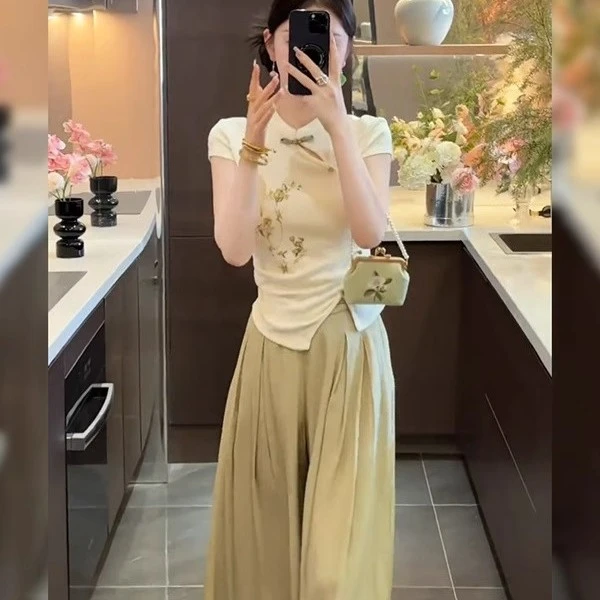 夏季绝美穿搭气质高级感独特漂亮新中式国风杏色T恤阔腿裤套装女