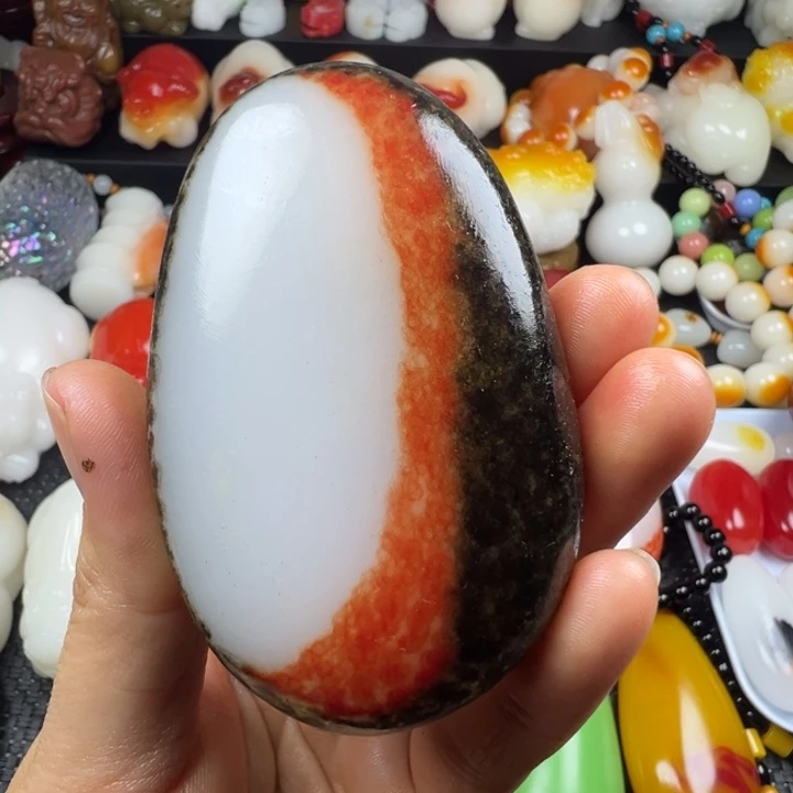 新疆戈壁五彩石金丝