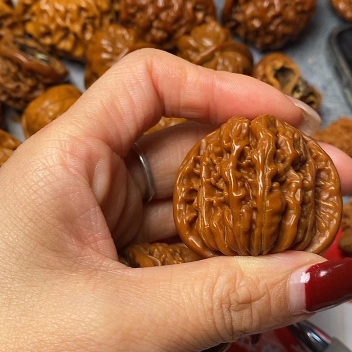 木***兔把件文玩核桃四座楼