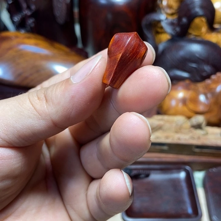 檀香紫檀（小叶紫檀）三通