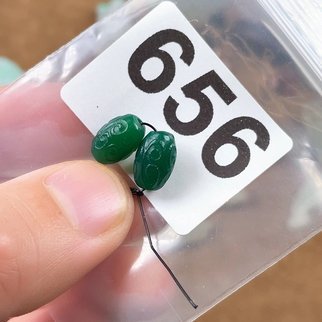 用***3玛瑙/玉髓合金颈饰
