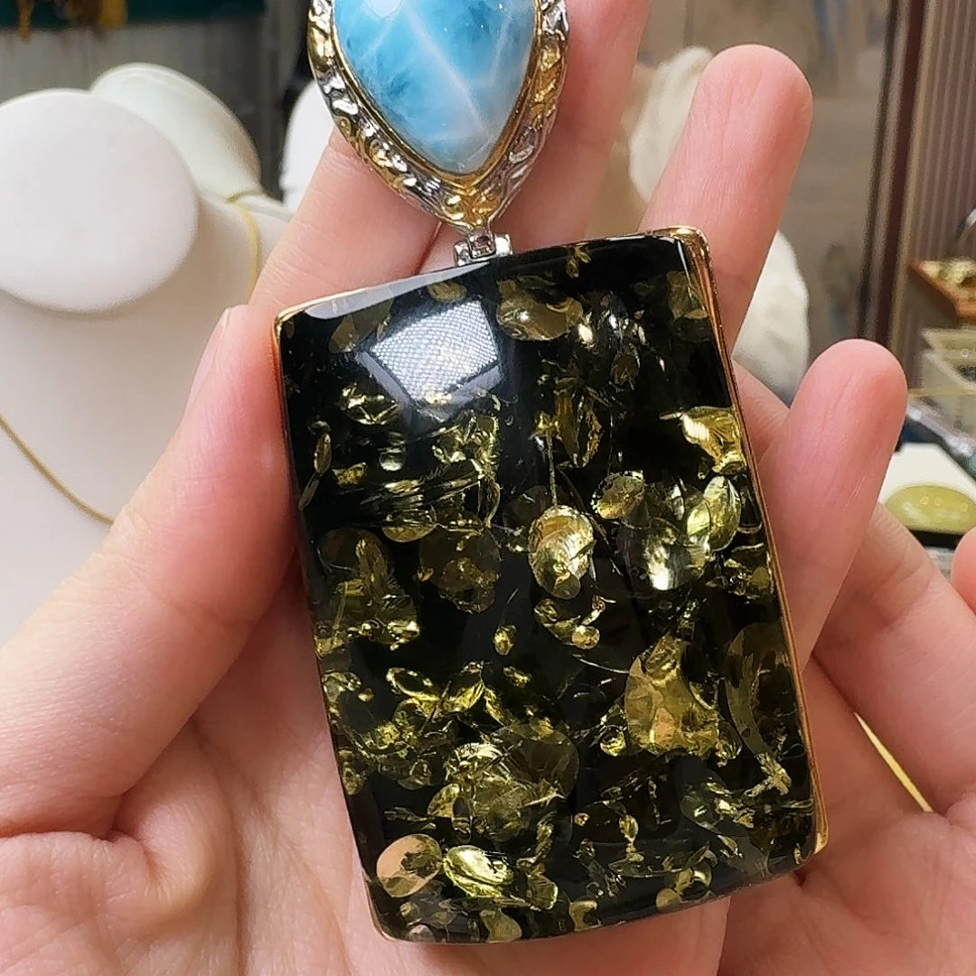 琥珀未镶嵌颈饰吊坠