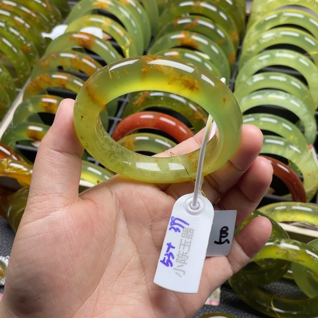 未镶嵌蛇纹石玉手镯有裂手镯特价不退不换