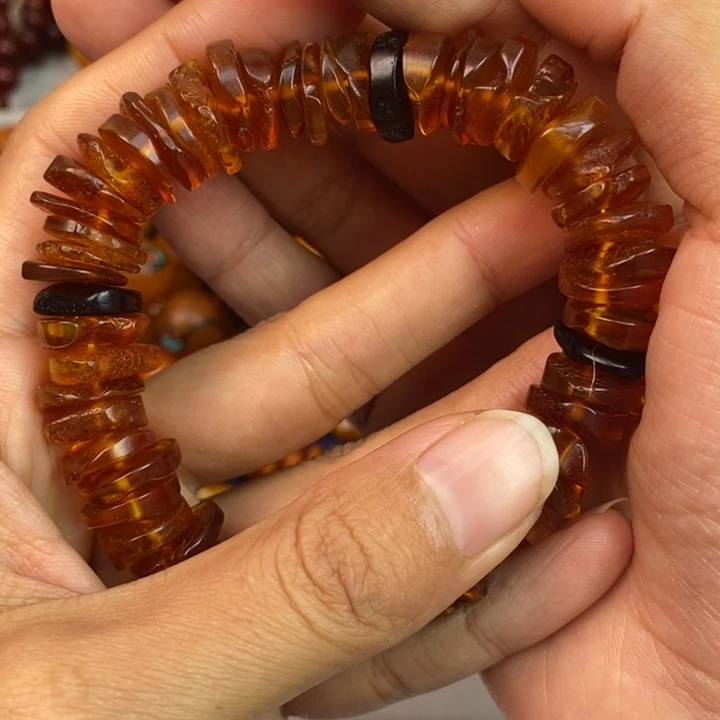 琥珀未镶嵌珠宝奇石