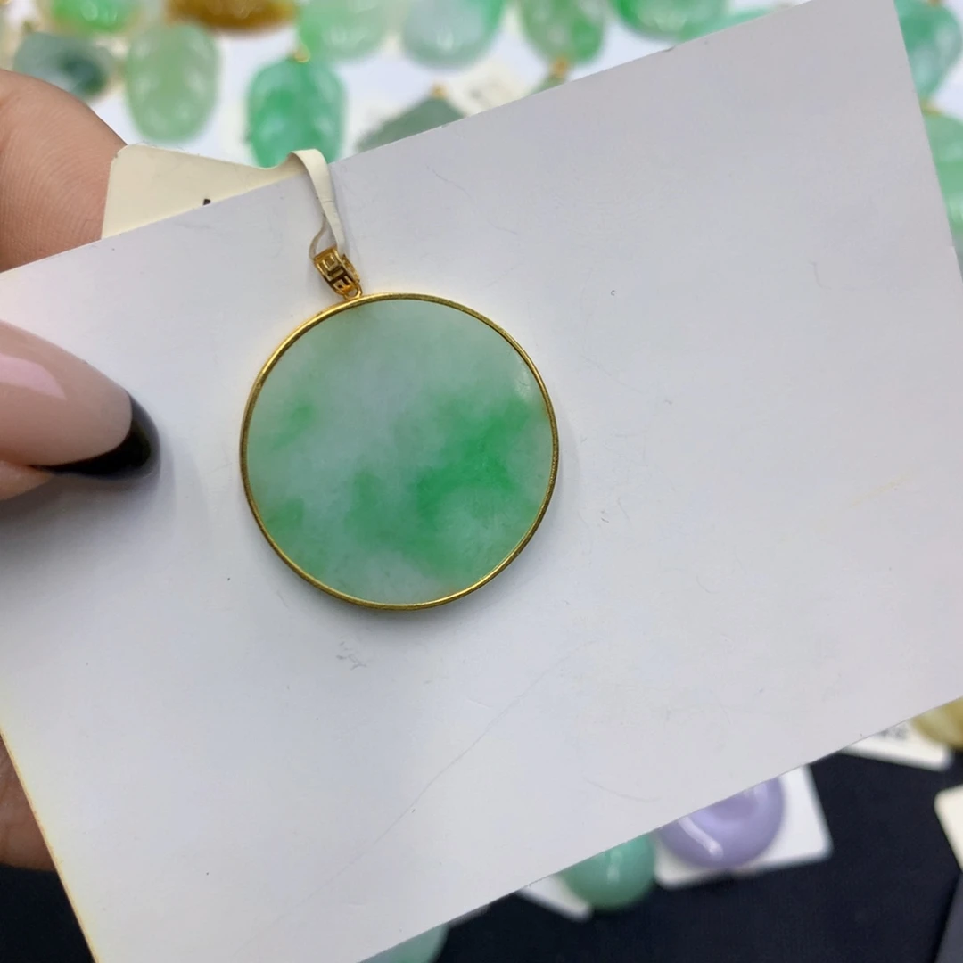 【闪购商品】颈饰未镶嵌翡翠