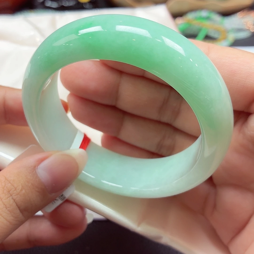 翡翠未镶嵌手镯天然缅甸A货翡翠