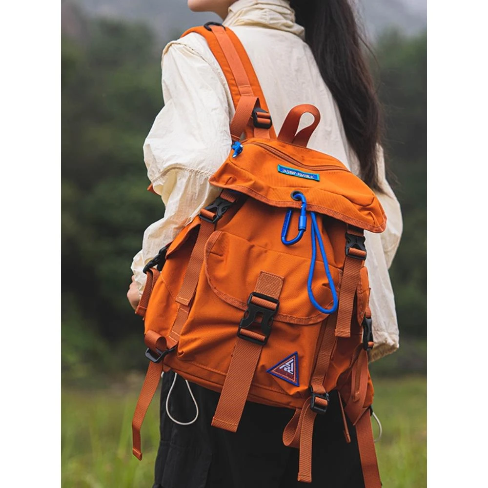 徒步双肩包女轻便防水登山包大容量露营包旅行书包运动户外背包男