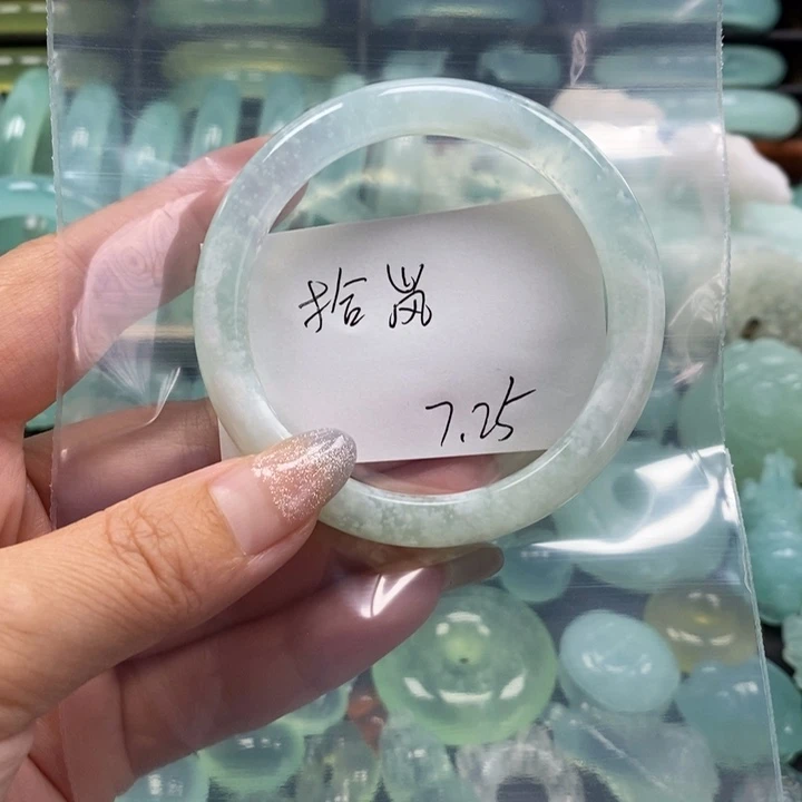 蛇纹石玉未镶嵌手镯拾*