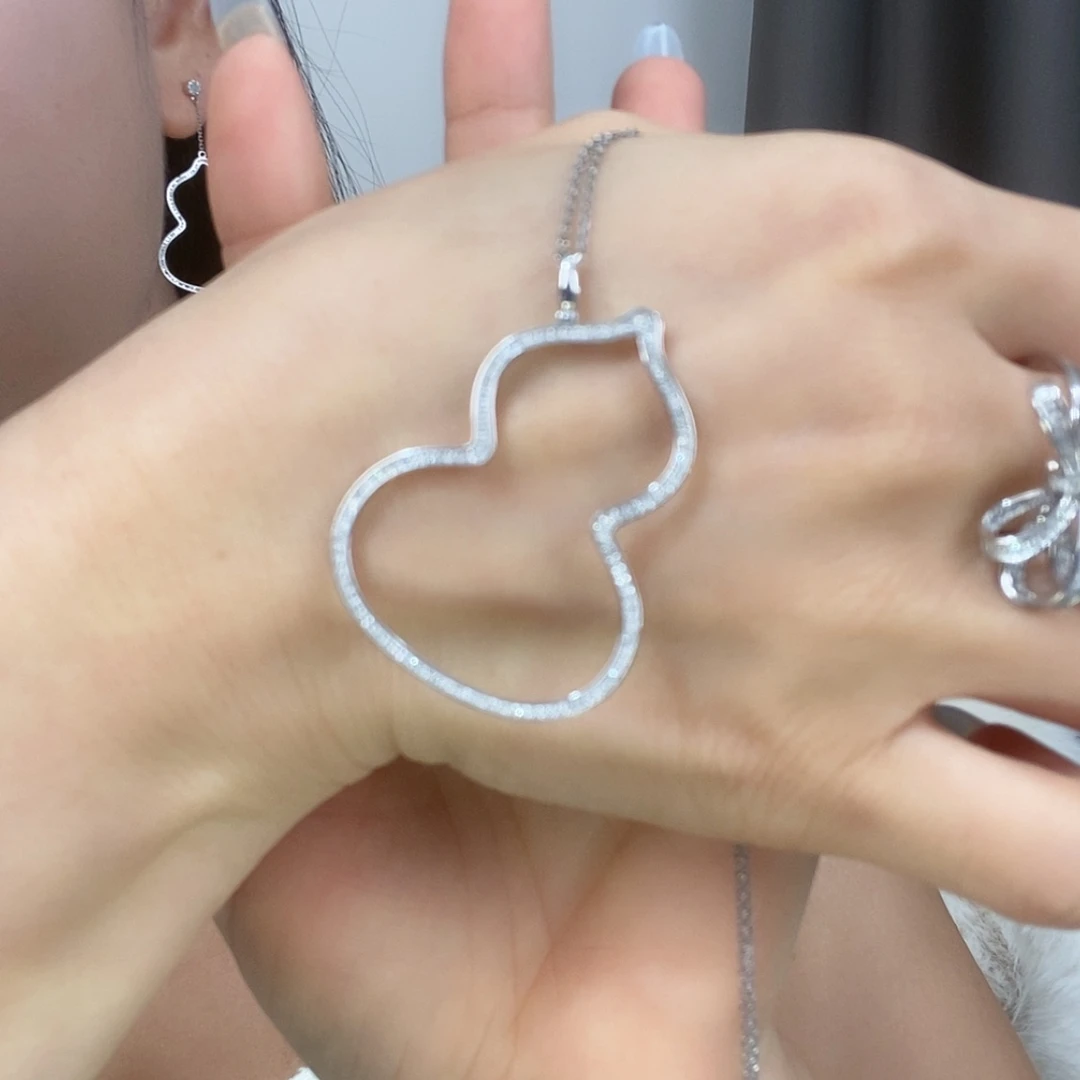 【闪购商品】颈饰18K金镶嵌钻石N866863多样性发一件