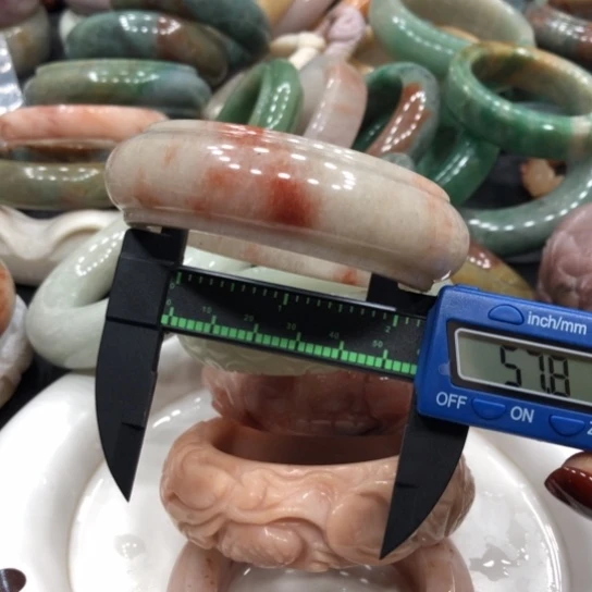 未镶嵌石英质玉珠宝半成品9