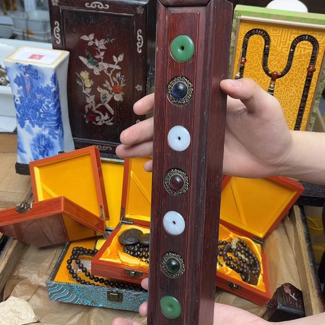 大叶紫檀（黑酸枝木类）