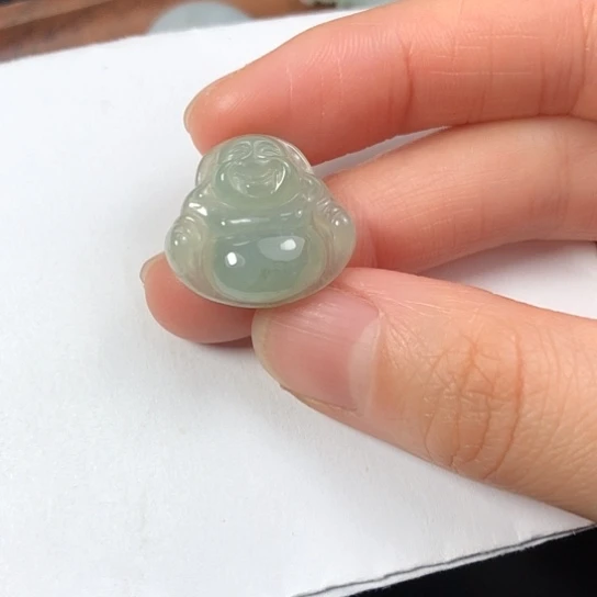翡翠未镶嵌颈饰缅甸A货，每天下午1点半开播