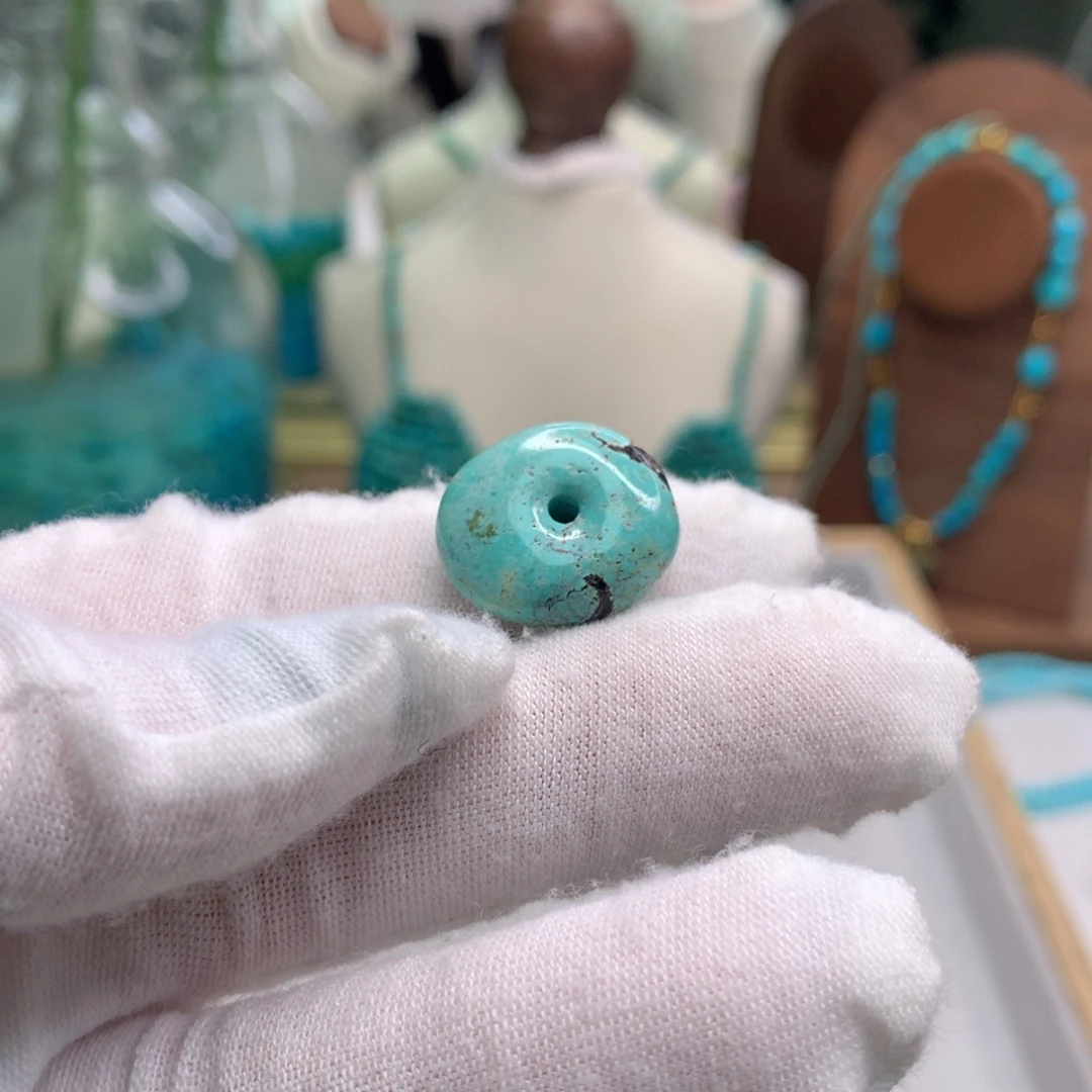 绿松石未镶嵌饰品