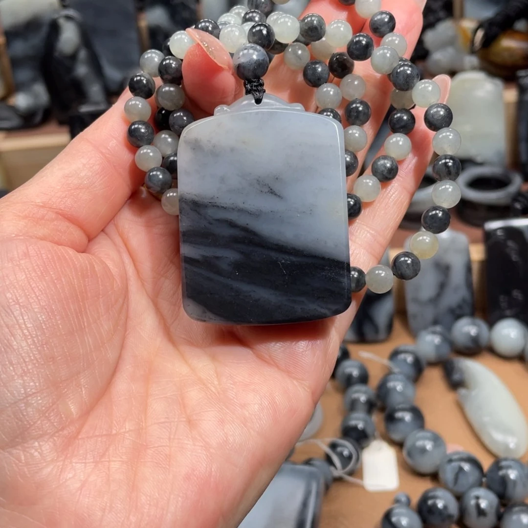 未镶嵌和田玉把件