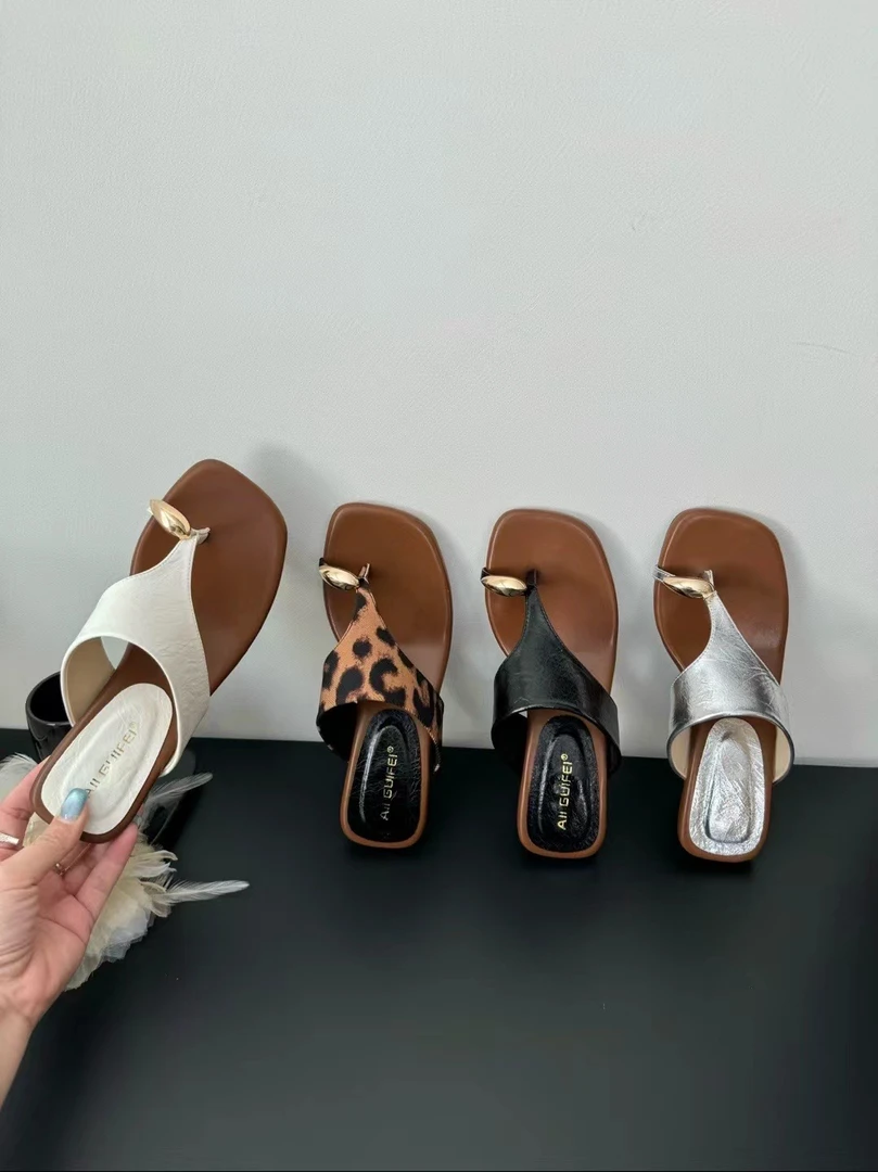 4cm 细跟气质方头夹脚跟鞋 休闲气质百搭