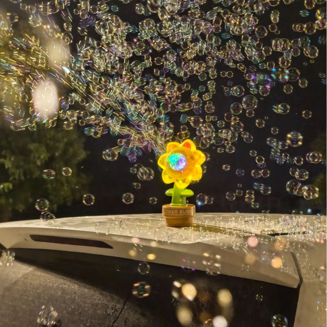 【车载款】七色花向日葵遥控泡泡机车载汽车尾部装饰挂件喷泡泡神器