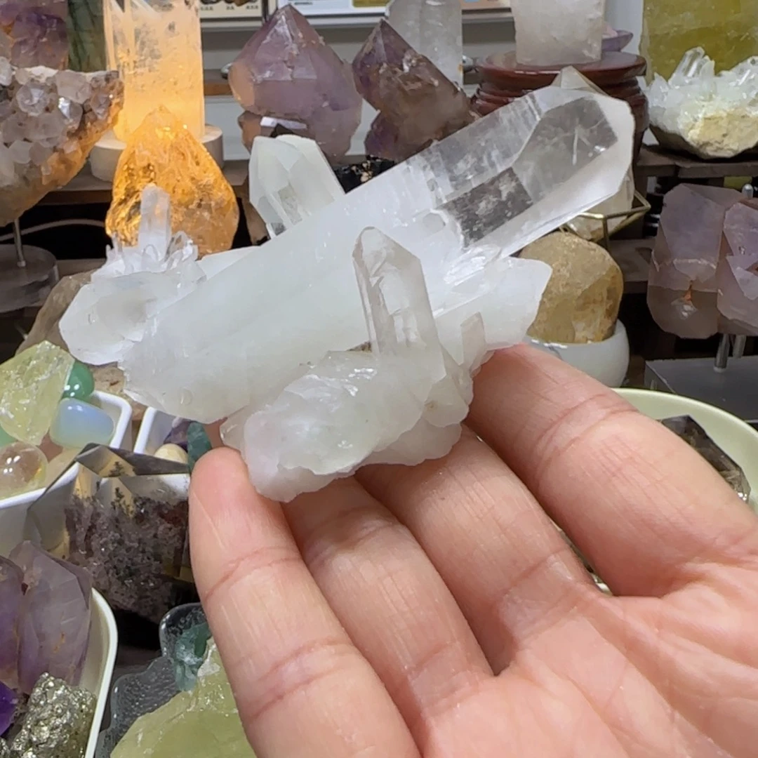 车挂水晶未镶嵌不退换马达加斯加翠幽灵晶簇