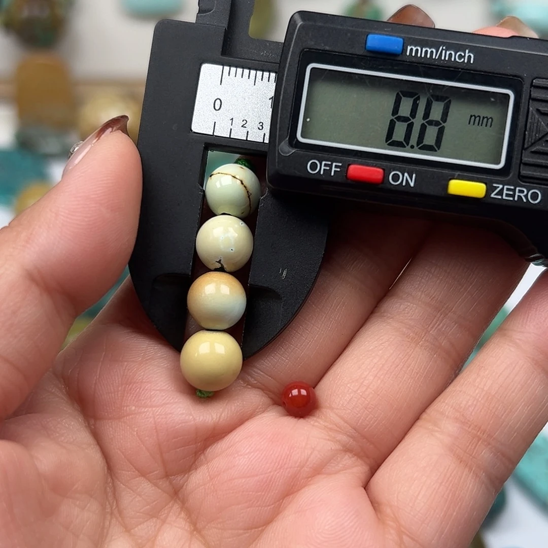 南红玛瑙未镶嵌珠宝奇石