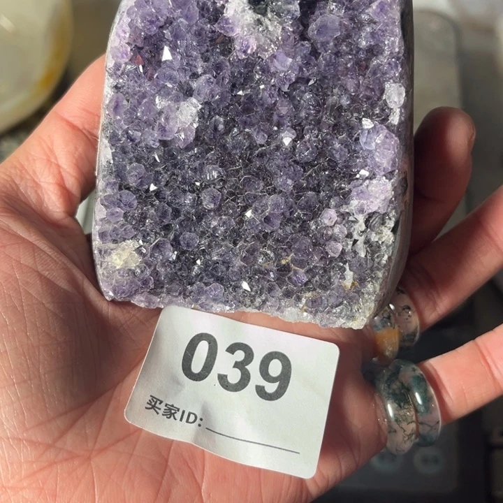 紫晶大型摆件（非配饰）未镶嵌?****?