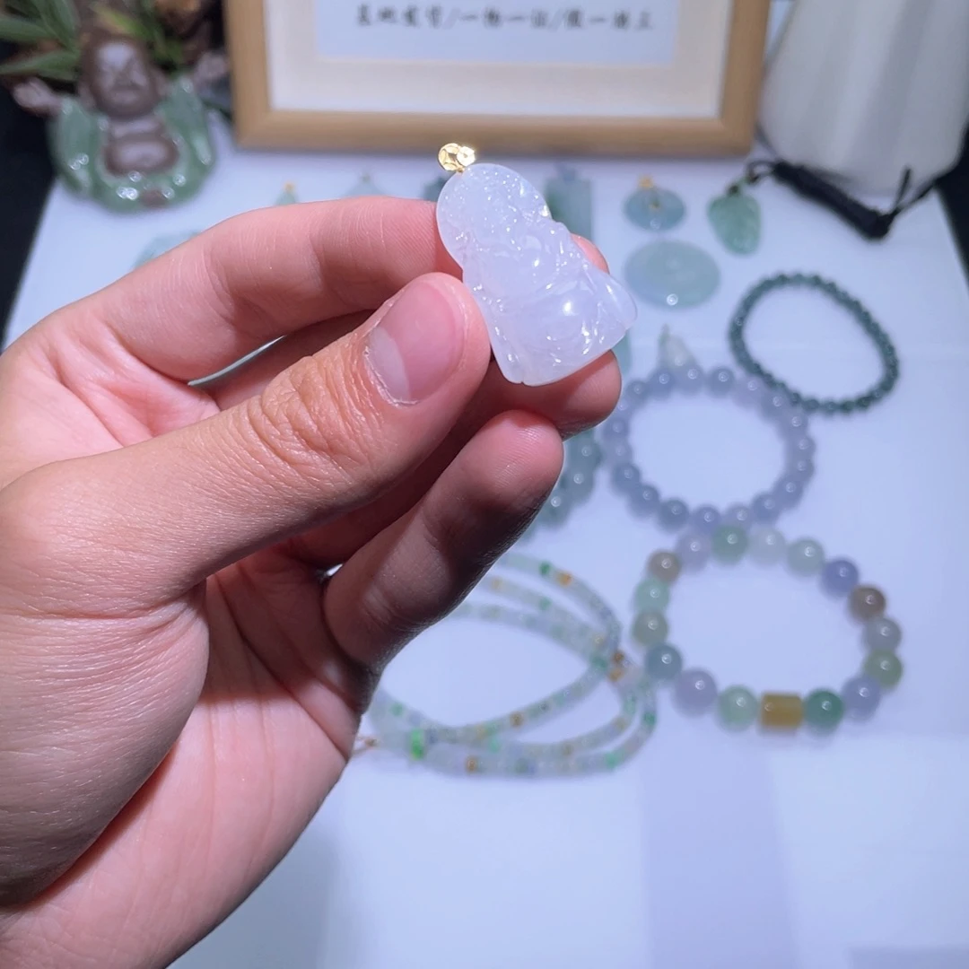 定制翡翠18K金镶嵌吊坠12