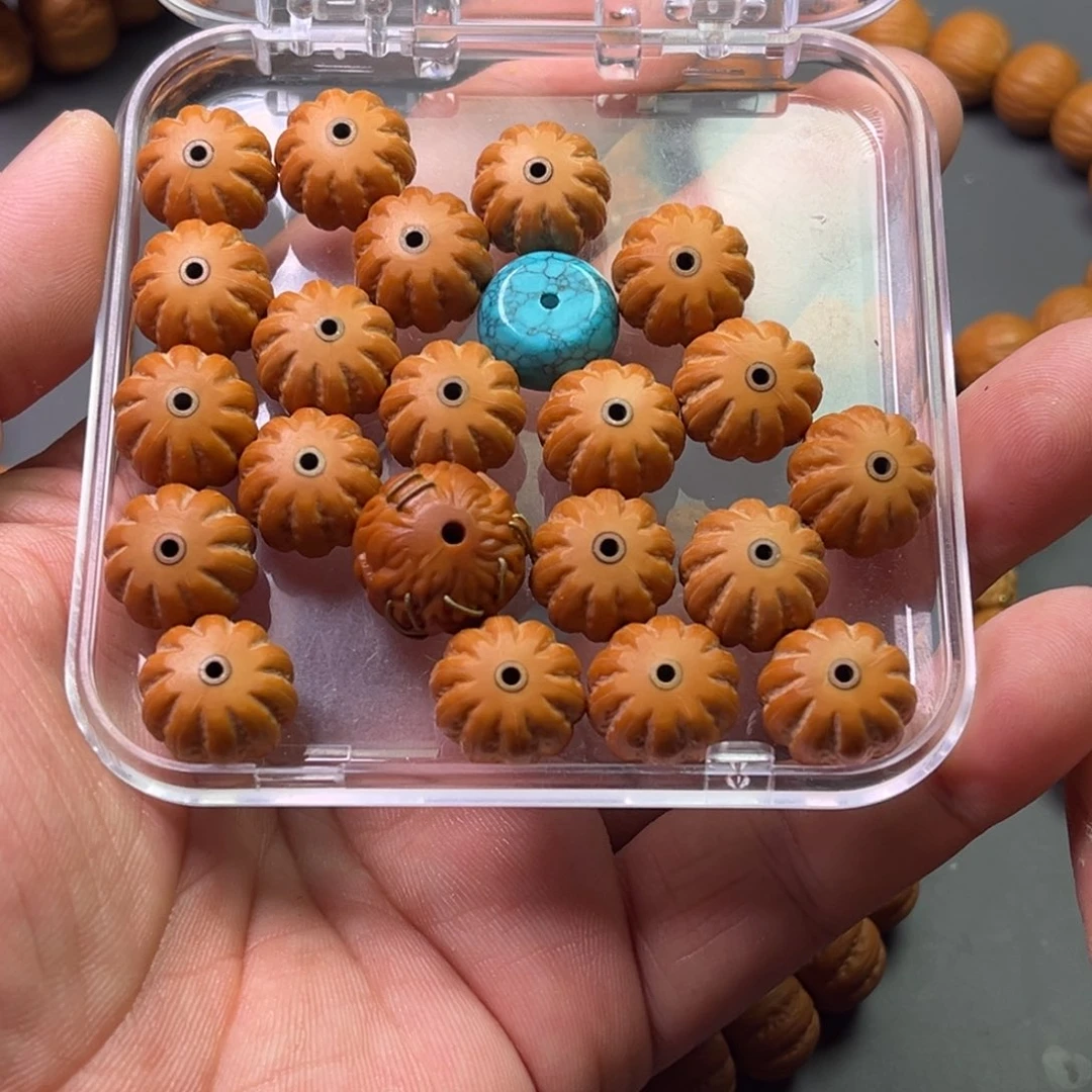 吊坠猴头核桃八棱
