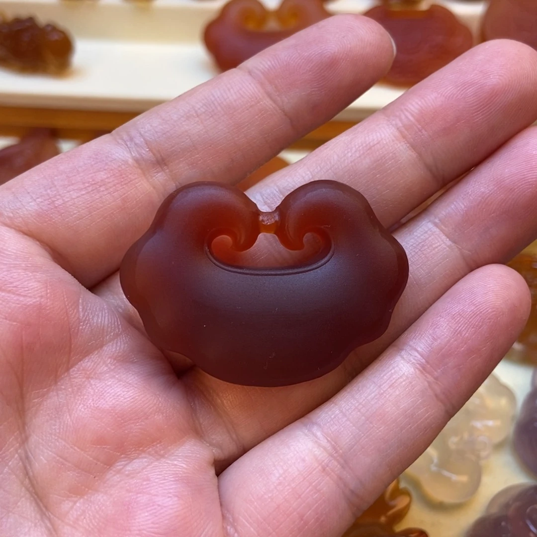 玛瑙/玉髓吊坠(赠链)未镶嵌