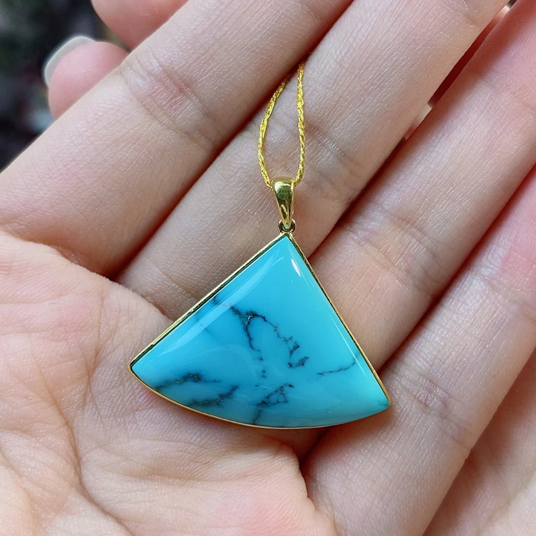 绿松石18K金镶嵌珠宝奇石