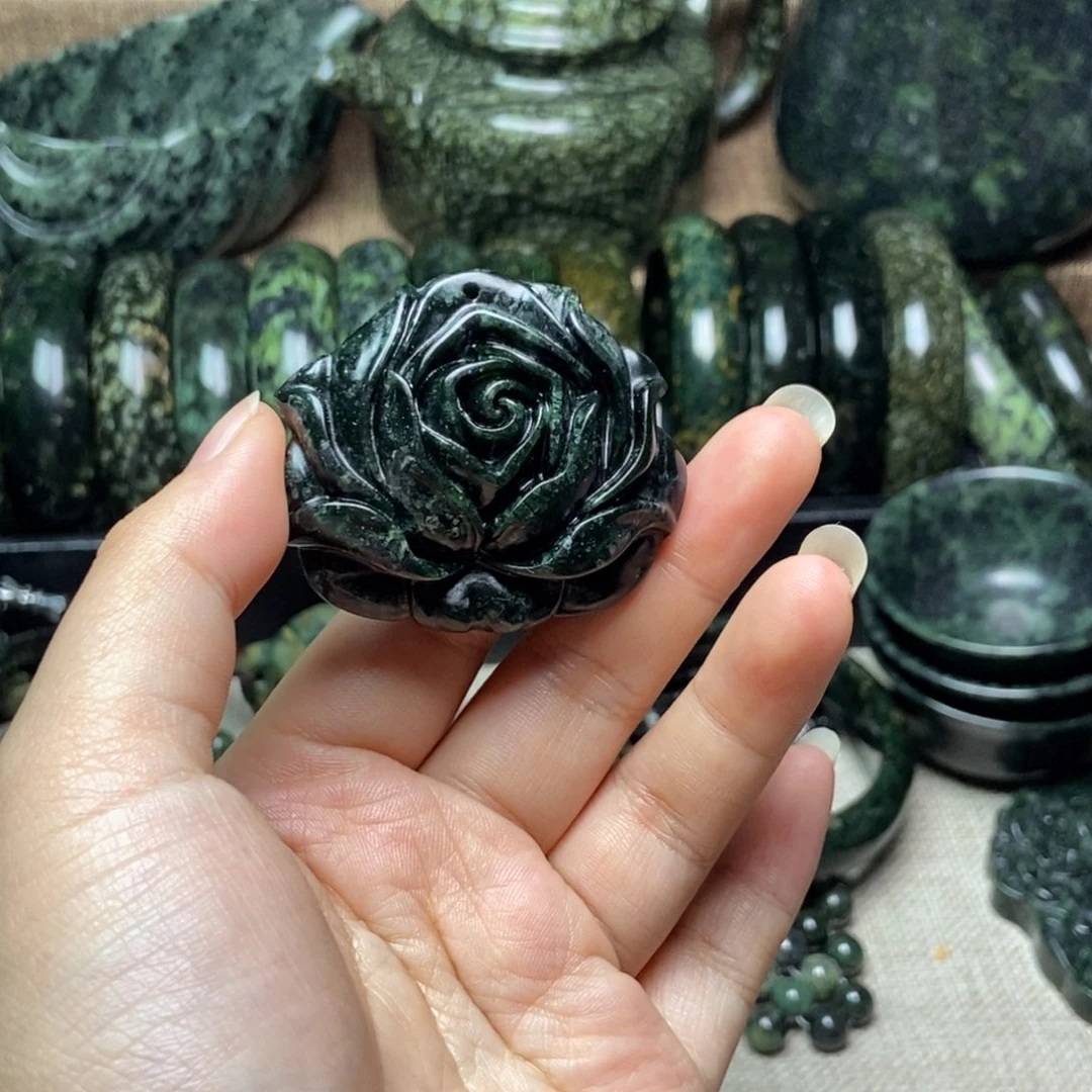 蛇纹石玉手串未镶嵌