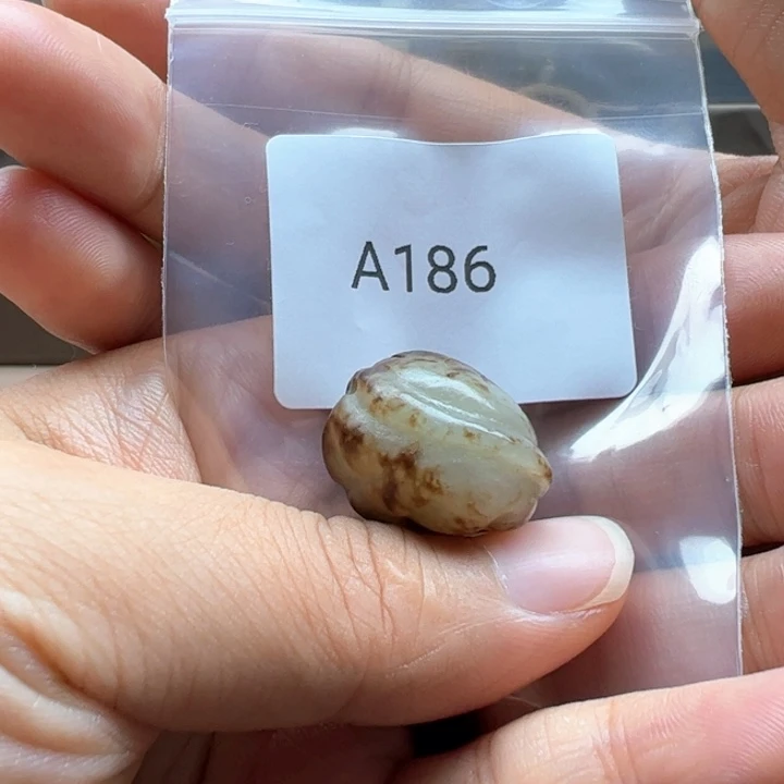 和田玉（糖玉）未镶嵌珠宝半成品