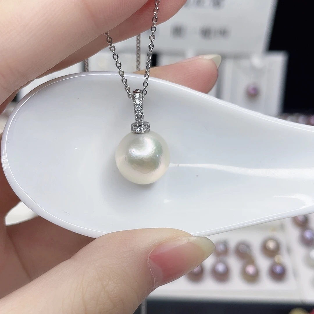 淡水珍珠吊坠(赠链)合金