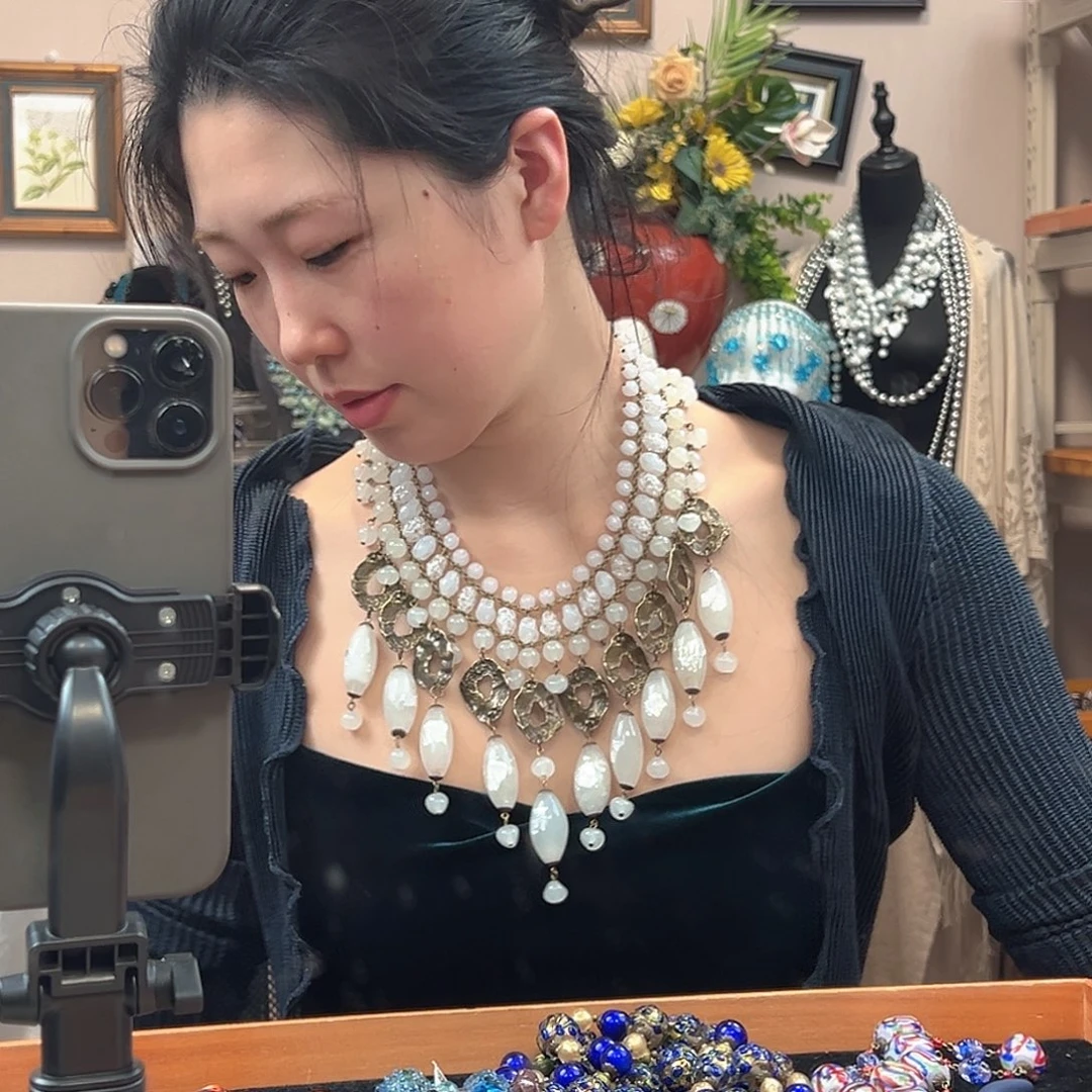 幽***幽颈饰玻璃编号555项链