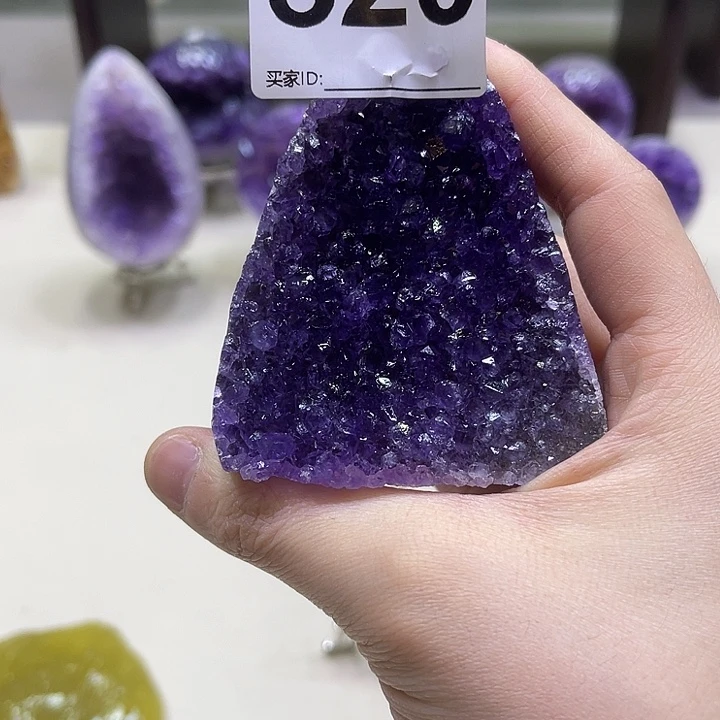 水晶摆件510未镶嵌摆件520