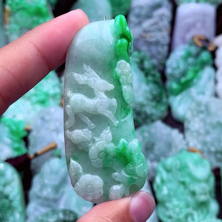 翡翠未镶嵌吊坠(不含链)
