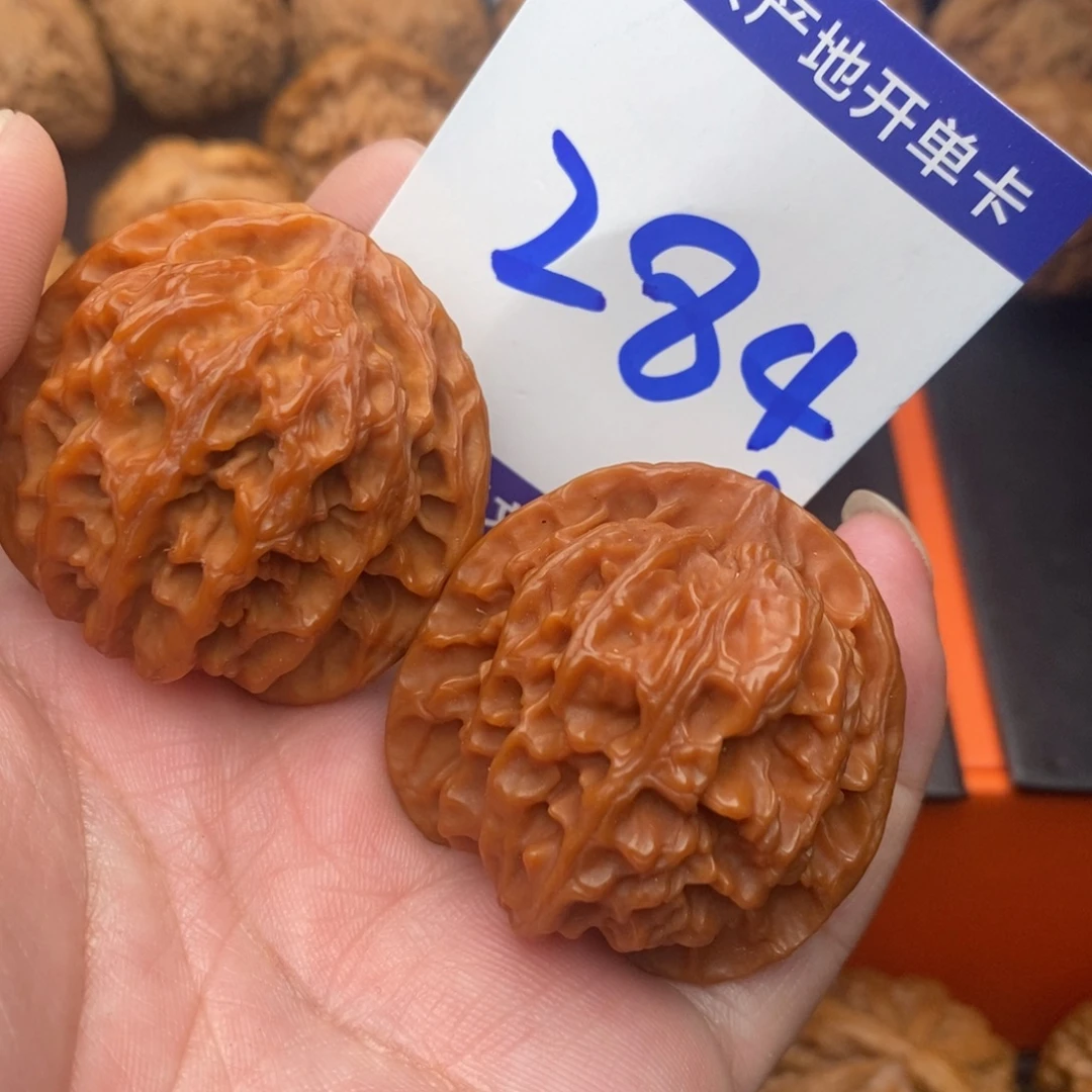 耐***客把件文玩核桃苹果园狮子头40
