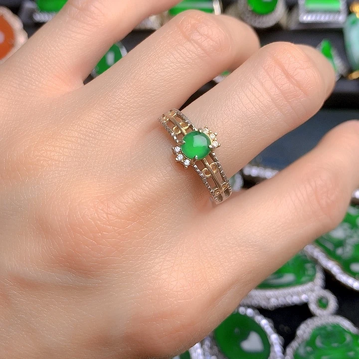 翡翠未镶嵌戒指戒指