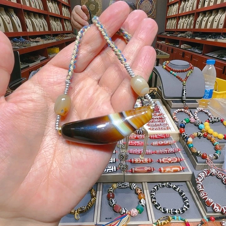 未镶嵌玛瑙/玉髓珠宝奇石