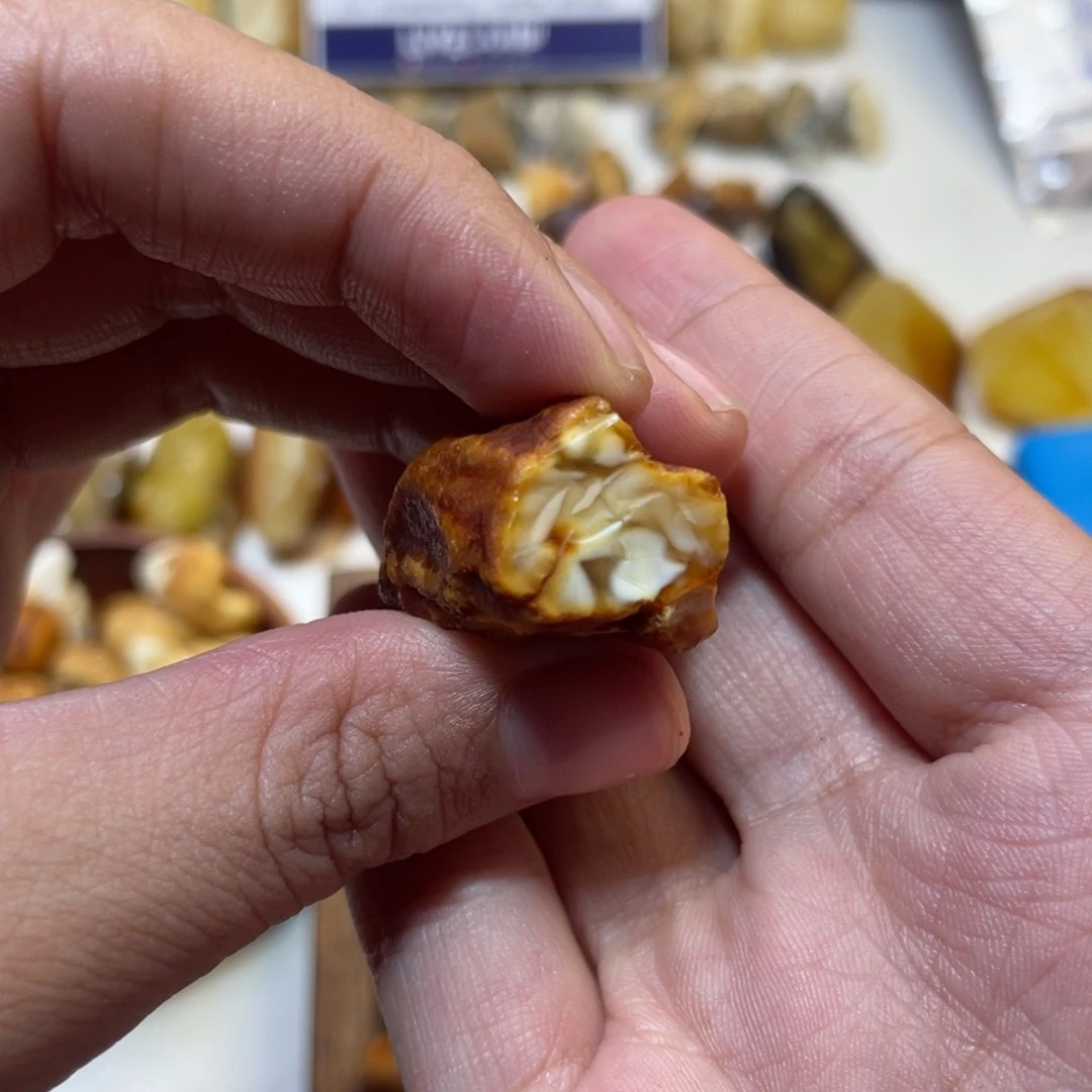 定制琥珀原矿原矿