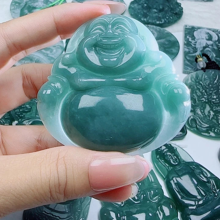 翡翠未镶嵌颈饰多样性发货天然的A货翡翠