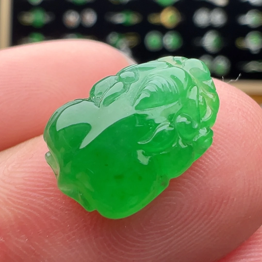 翡翠未镶嵌颈饰貔貅14.3