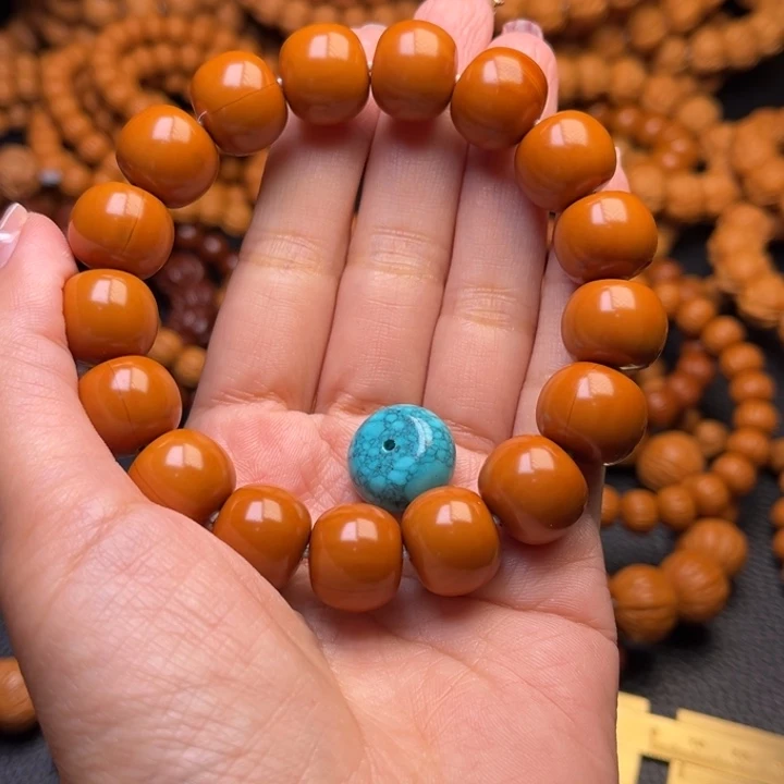 猴头核桃吊坠光珠15带绿