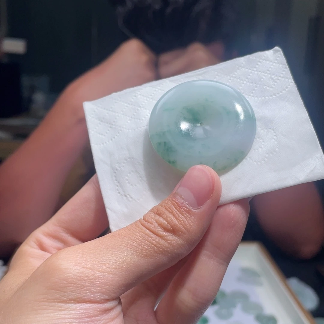 定制翡翠未镶嵌吊坠