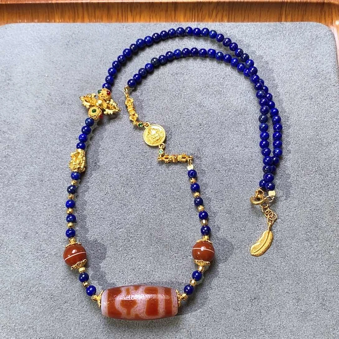 玛瑙/玉髓颈饰未镶嵌