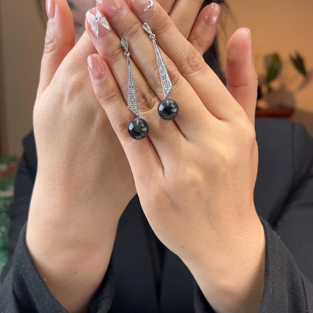 石英质玉耳钉未镶嵌咪**条