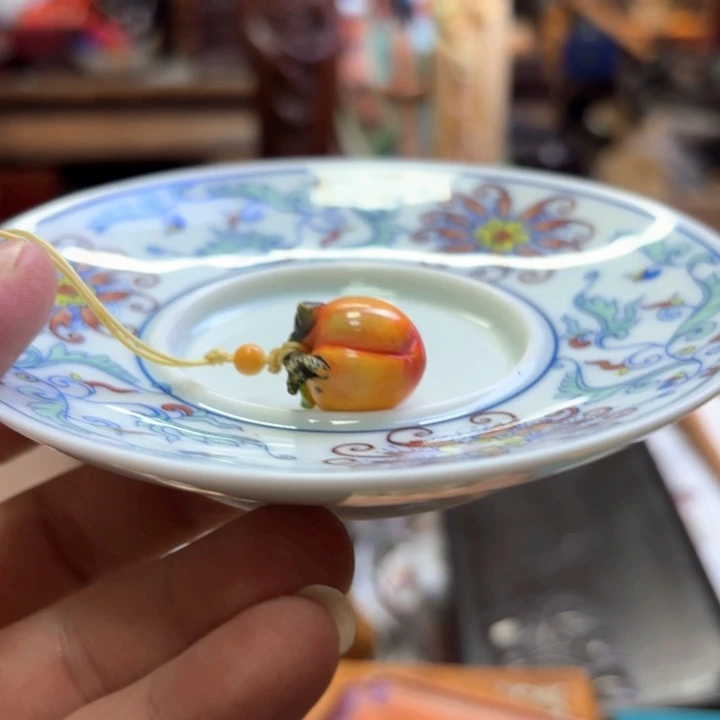 瓷片精致雕刻工艺