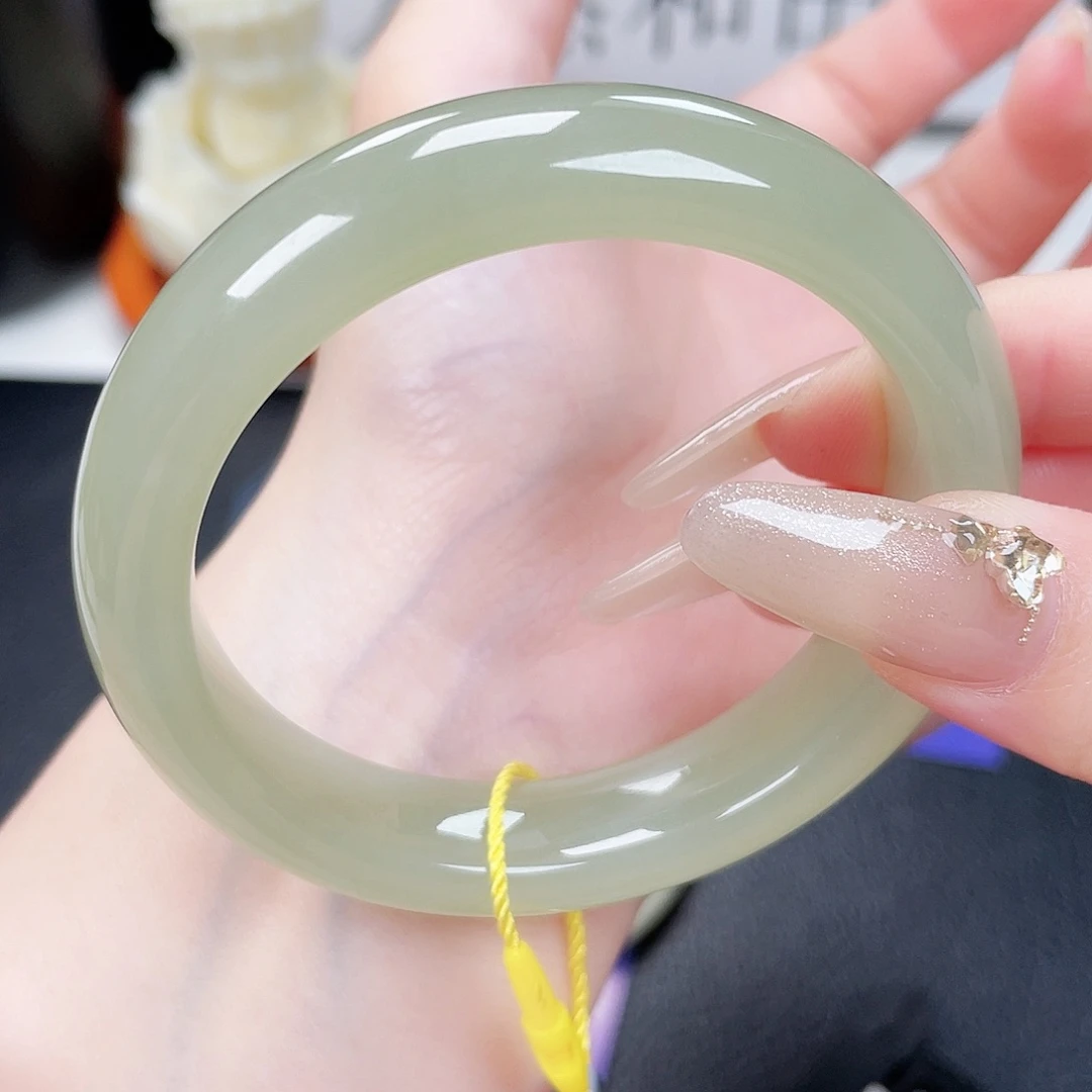 和田玉未镶嵌手镯5455