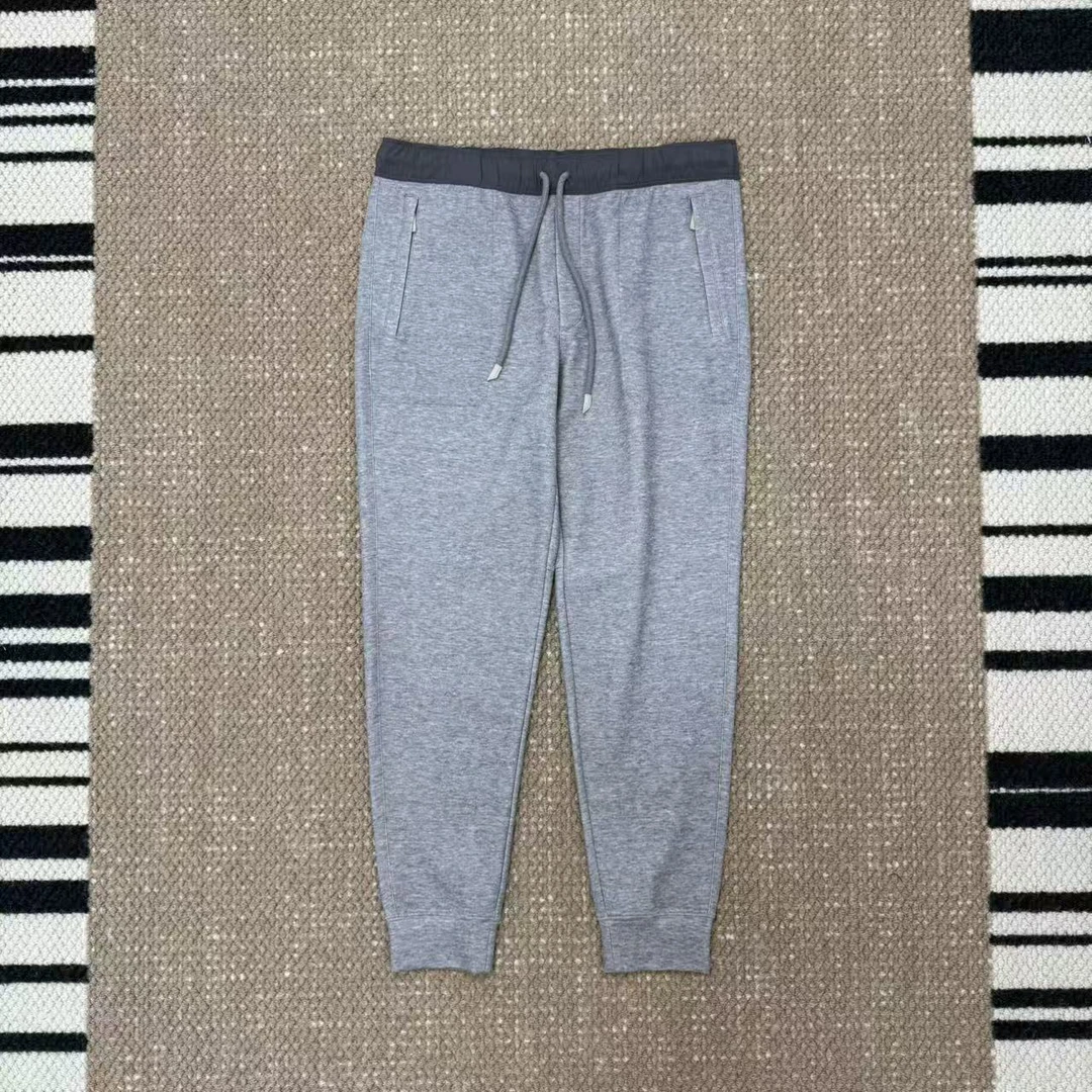 未使用 ZEGNA 杰尼亚拼色抽绳运动休闲卫裤