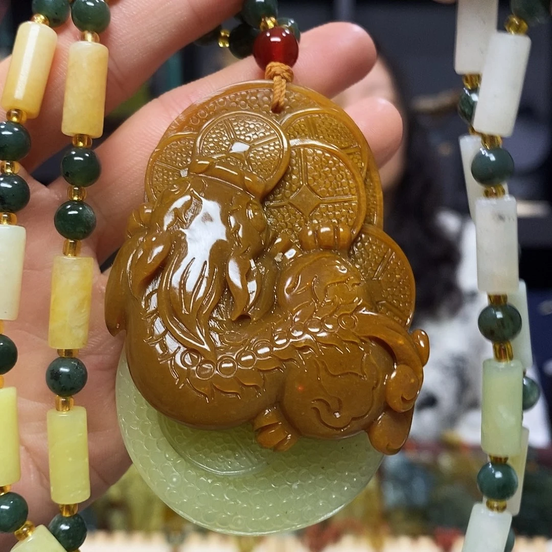 未镶嵌岫玉挂件吊坠